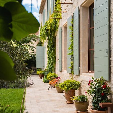 타라스콩 Le Jardin Des Cordeliers B&B 외부 사진