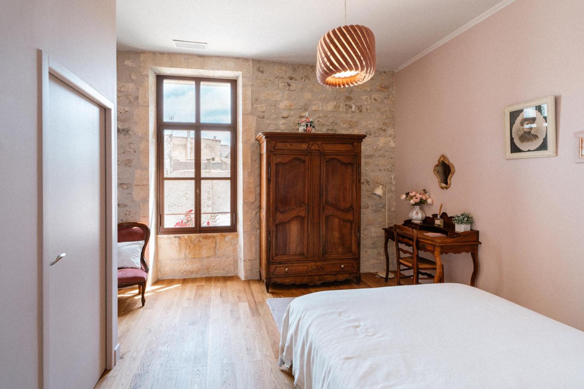 타라스콩 Le Jardin Des Cordeliers B&B 외부 사진