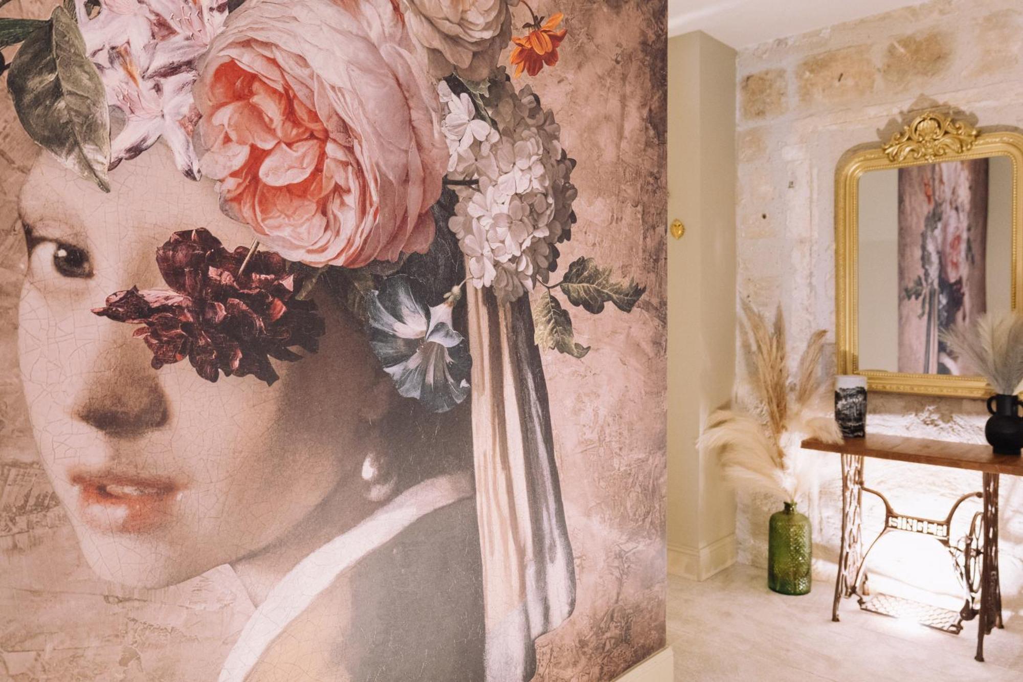 타라스콩 Le Jardin Des Cordeliers B&B 외부 사진